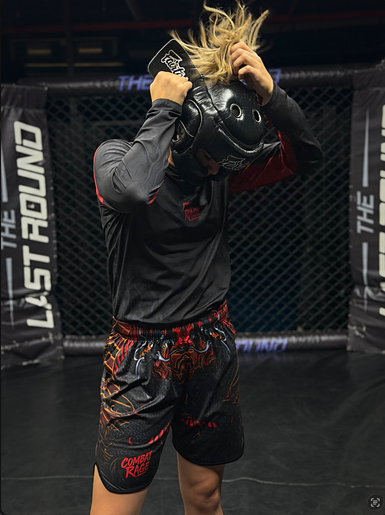 Combat Rage Dragon Şort